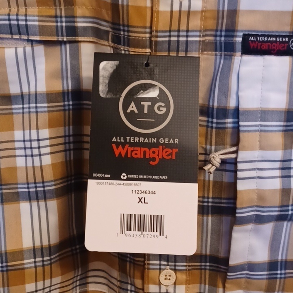 WRANGLER, NWT, MENS PLAID SHIRT, SIZE XL, FRONT POCKET, AND HIDDEN ZIP P… - Picture 4 of 11